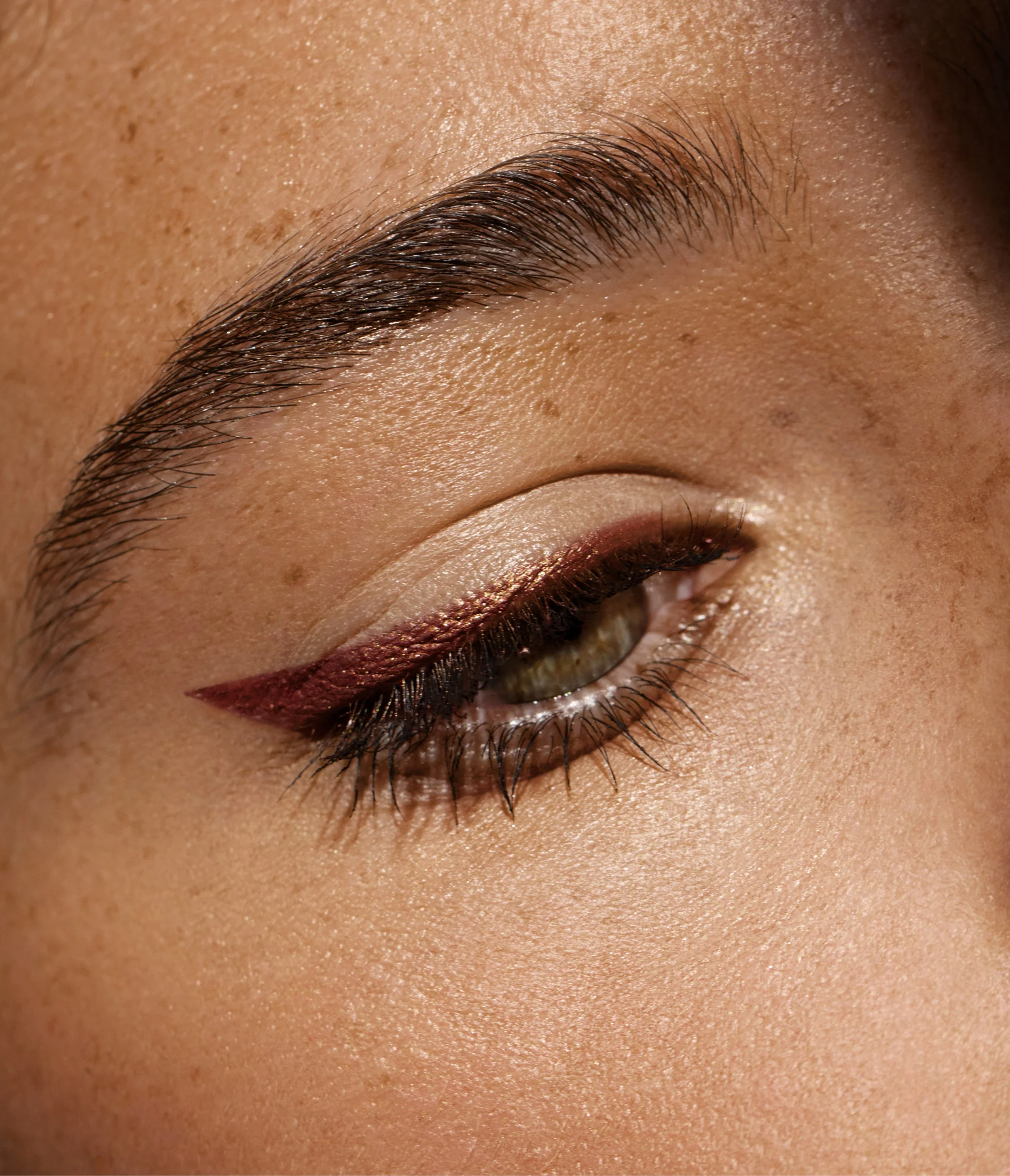 Hybrid Eye Pigment: Flicker - Image 4